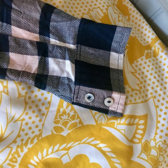 Daisy Shoppe plaid button down shirt - Picture 3 of 6